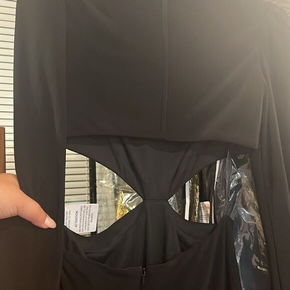 NWT Mac Duggal LONG SLEEVE PUFF SHOULDER CUT OUT GOWN in Black size 6 - Picture 7 of 7